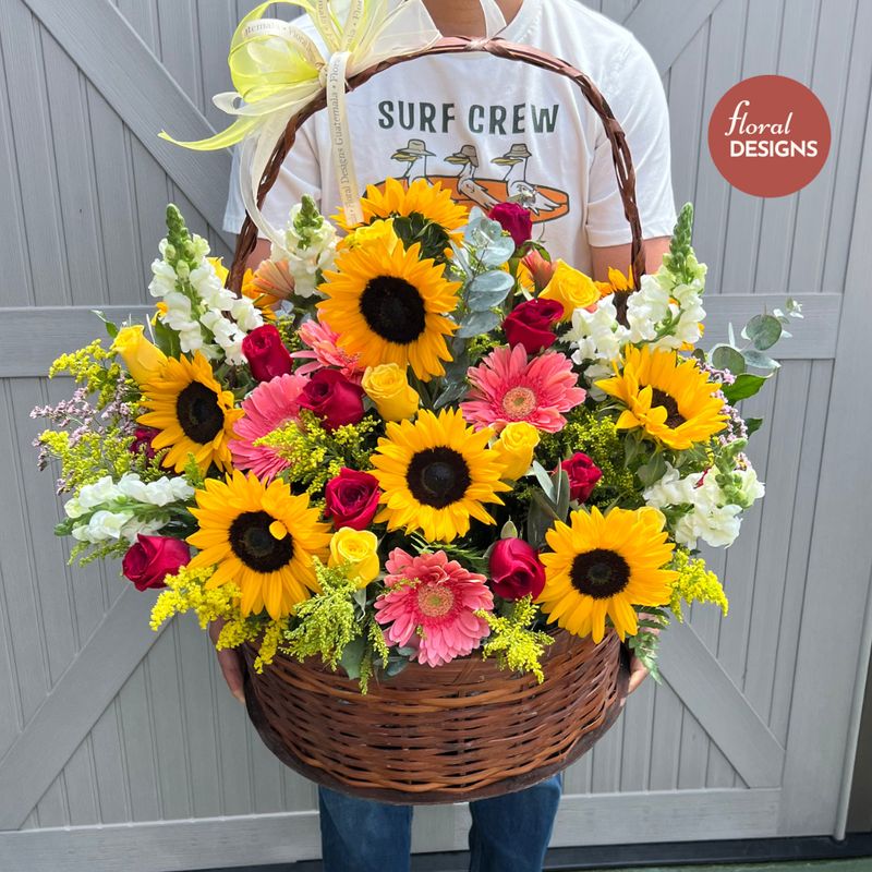 Cesta gigante de flores mixtas