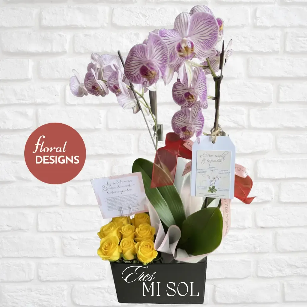 Caja personalizada de rosas y orquídeas