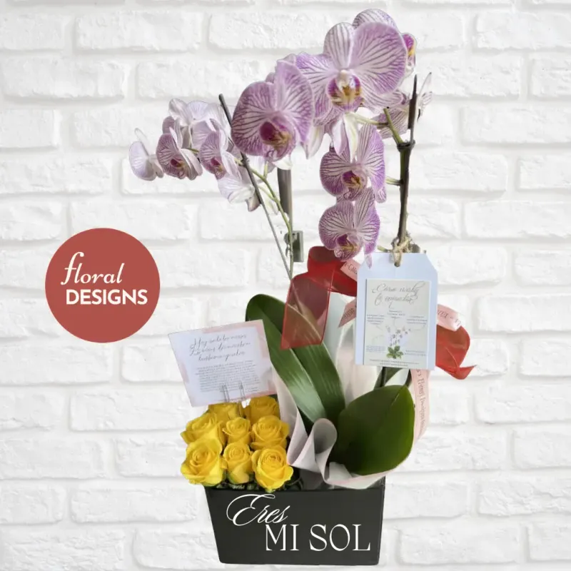 Caja personalizada de rosas y orquídeas