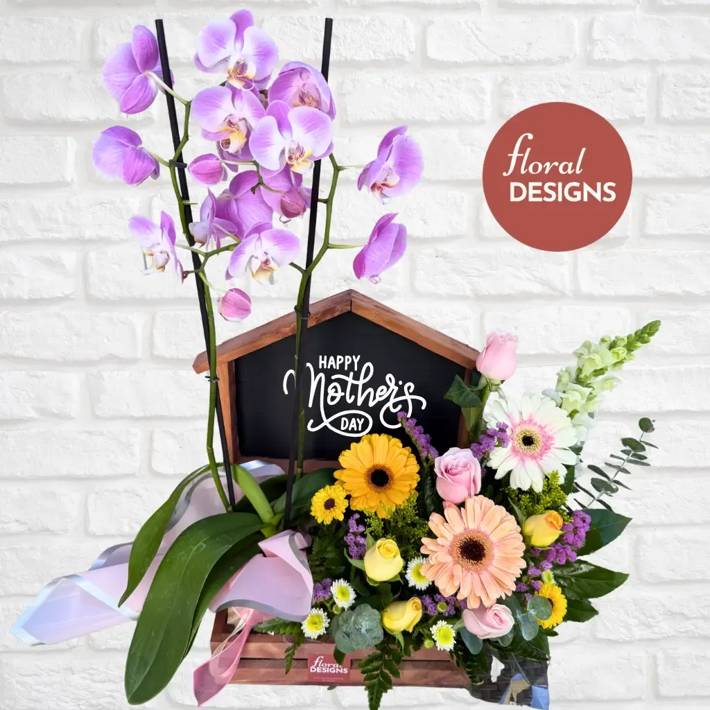 Casita de amor con orquídea