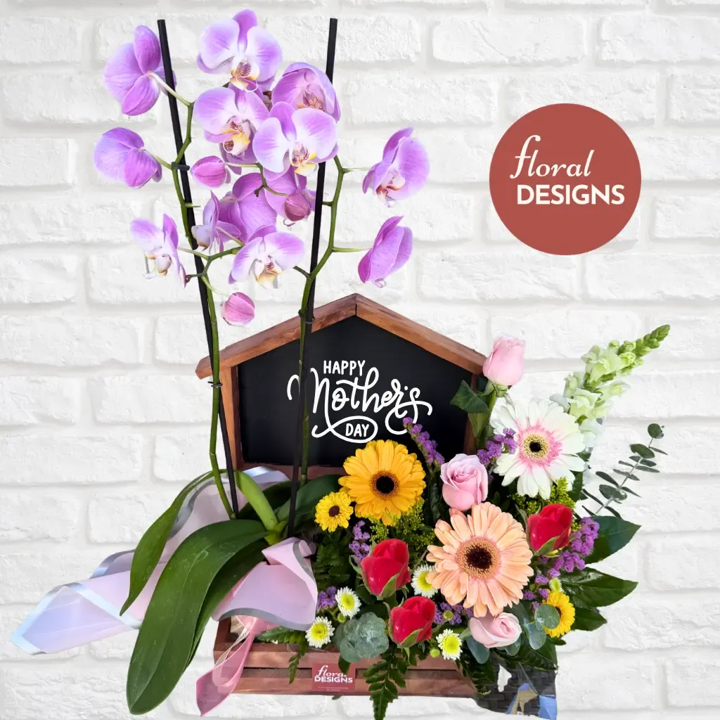 Casita de amor con orquídea