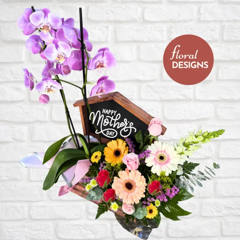 Casita de amor con orquídea