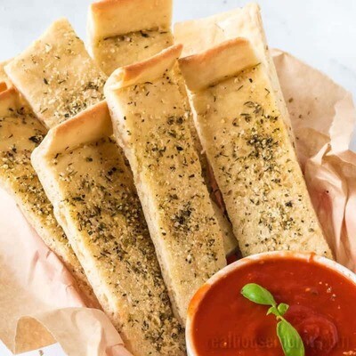 Garlic Sticks Pizza