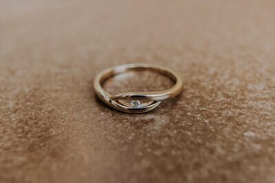 Hoe verzorg je jouw gouden as ring op de juiste manier?