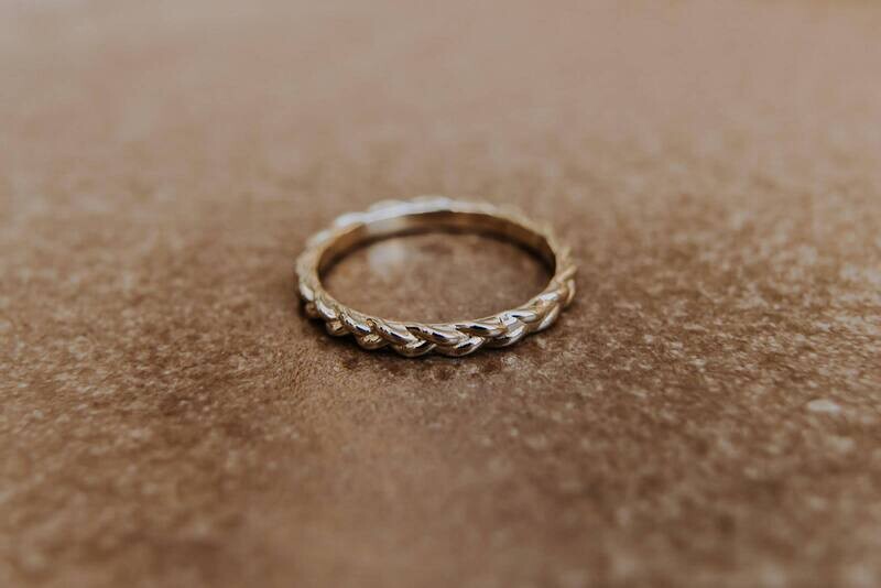 ​​Het vakmanschap achter handgemaakte Gouden Asringen