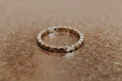 Dots in Gold | Gouden Asring 14kt