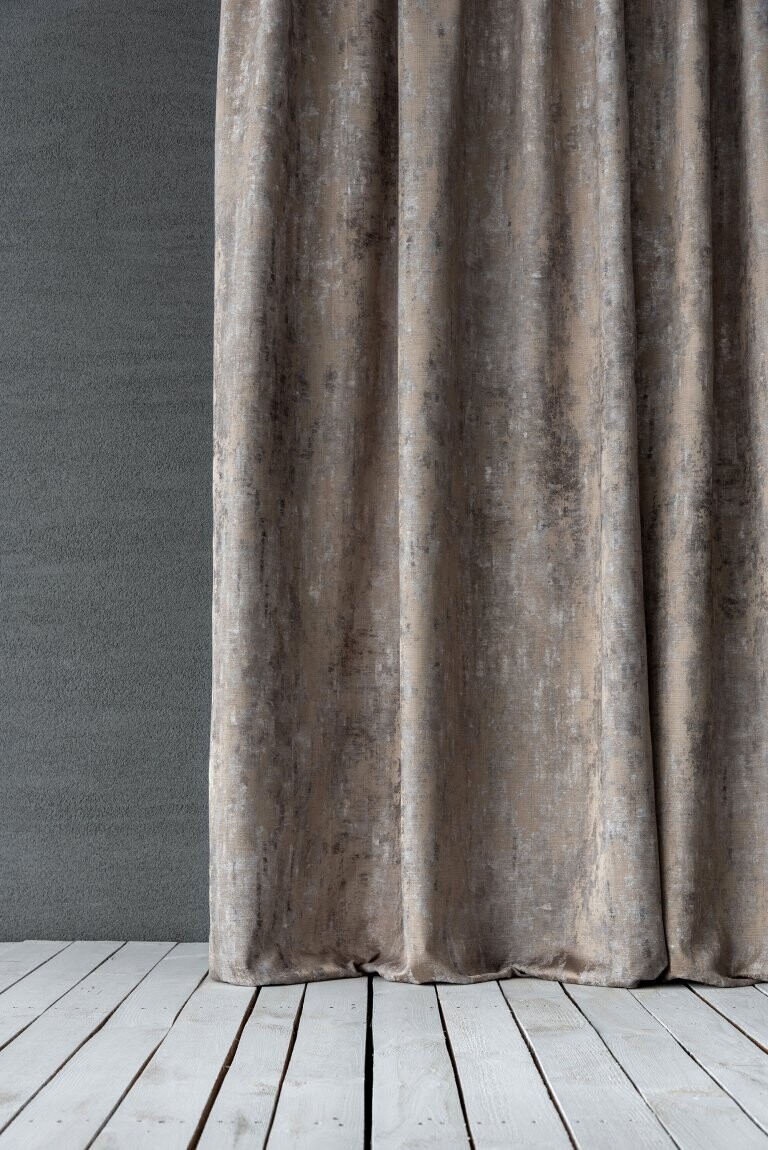 INFLUENCE TAUPE CURTAIN
