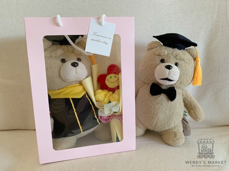 Large Gift Bag (Graduation Ted)