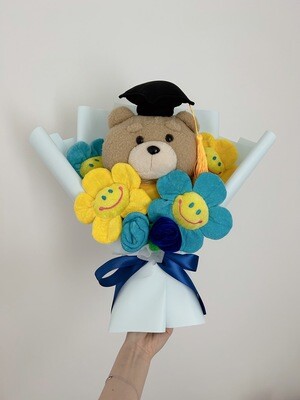 Graduation Ted Bouquet B