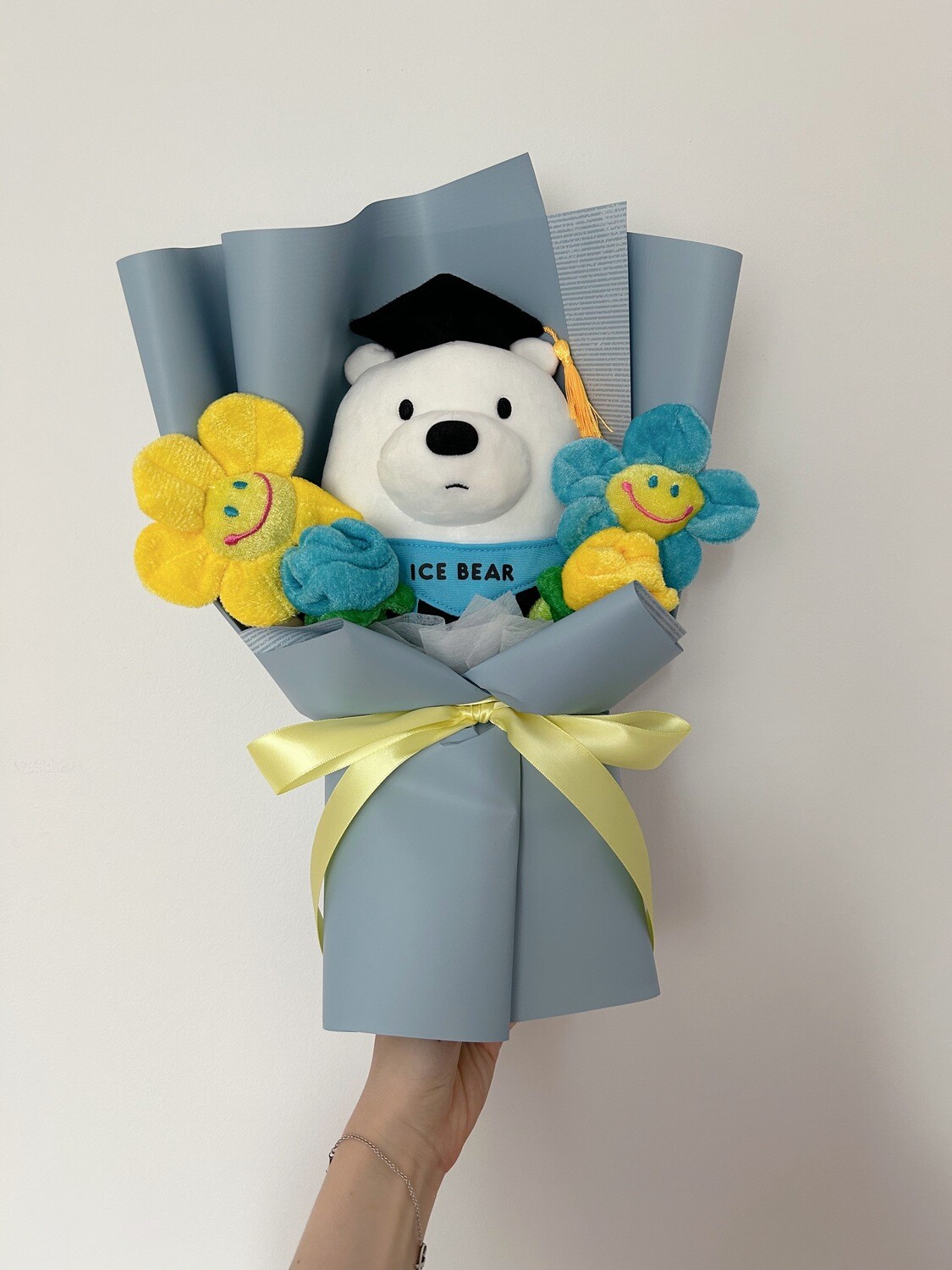 Plush Toy Bouquet (Graduation We bare bears)