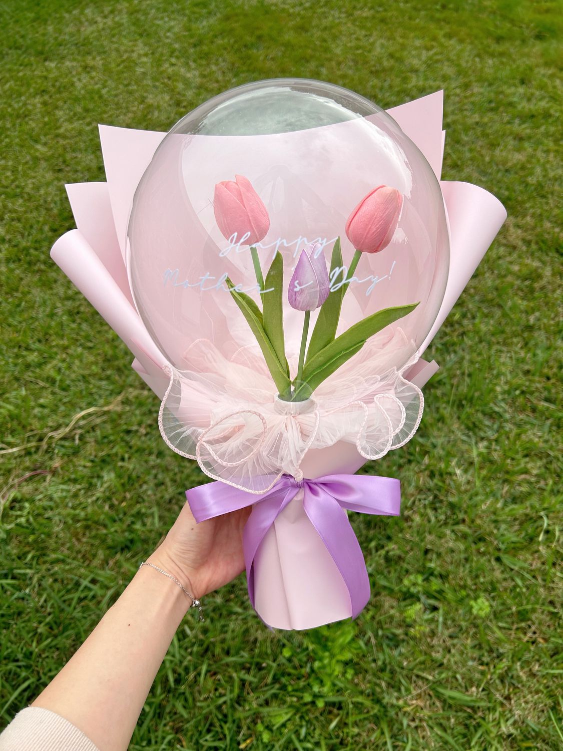 Small Balloon Tulip Bouquet