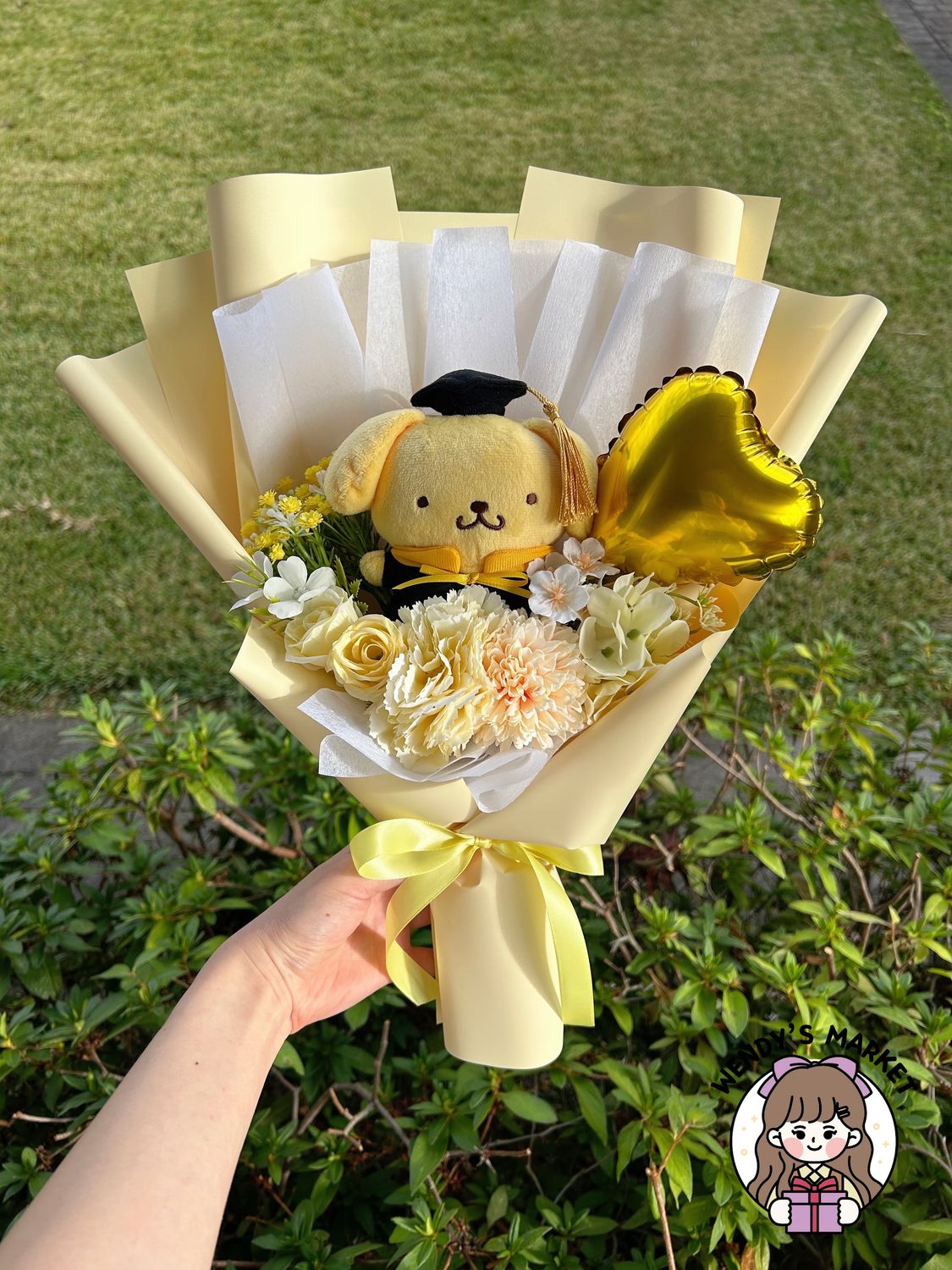 Graduation Sanrio Bouquet (Heart Balloon)