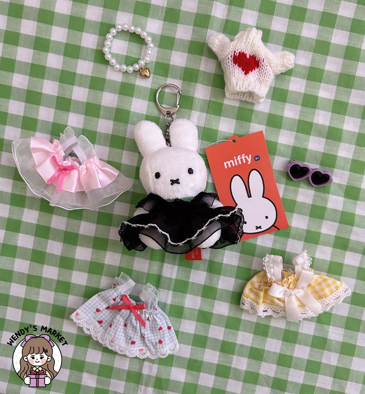 Plush Bag Charm (Miffy)