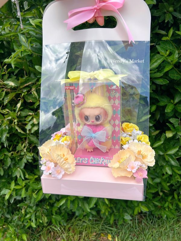 Flower Bag (LABUBU- Let's Checkmate)