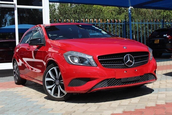 MERCEDES BENZ A 180