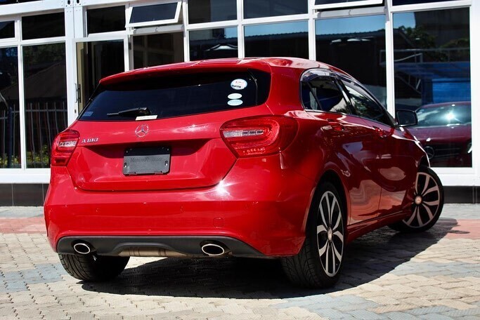MERCEDES BENZ A 180