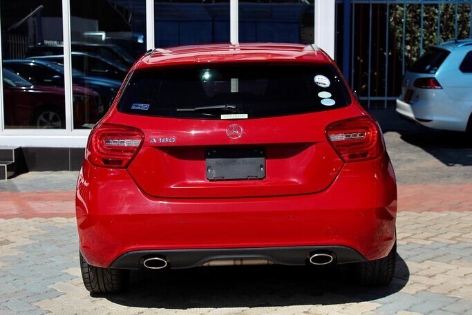 MERCEDES BENZ A 180