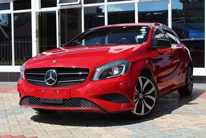MERCEDES BENZ A 180