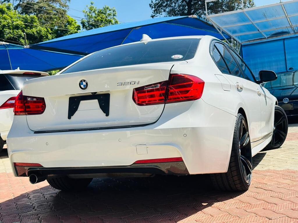 BMW 320i M-Sport