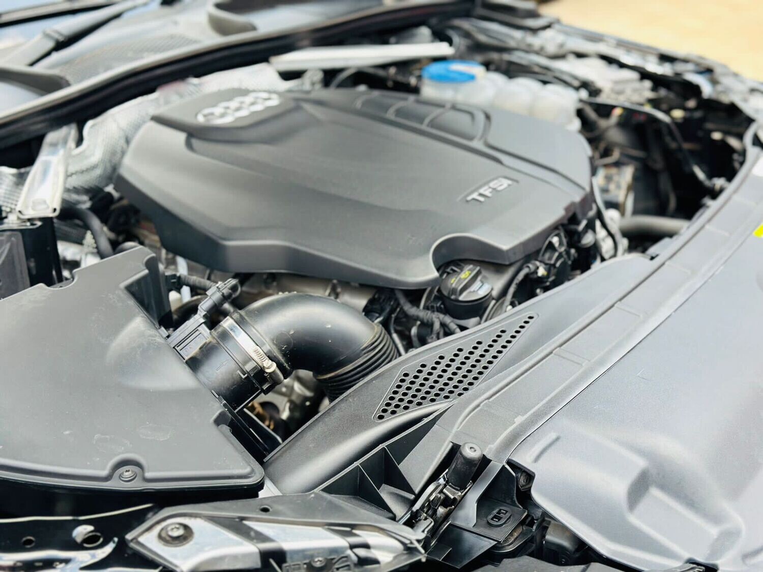 AUDI A 4