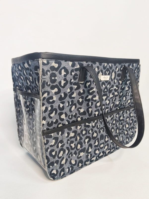 Standard bag black trip leopard print