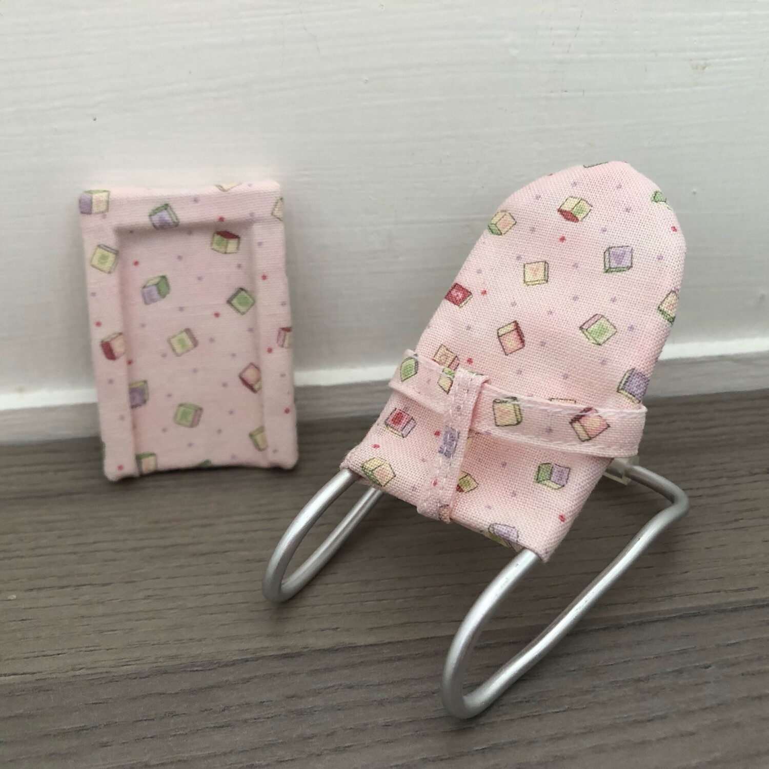 1:12 scale Bouncing Chair and Changing Mat for dolls house nursery