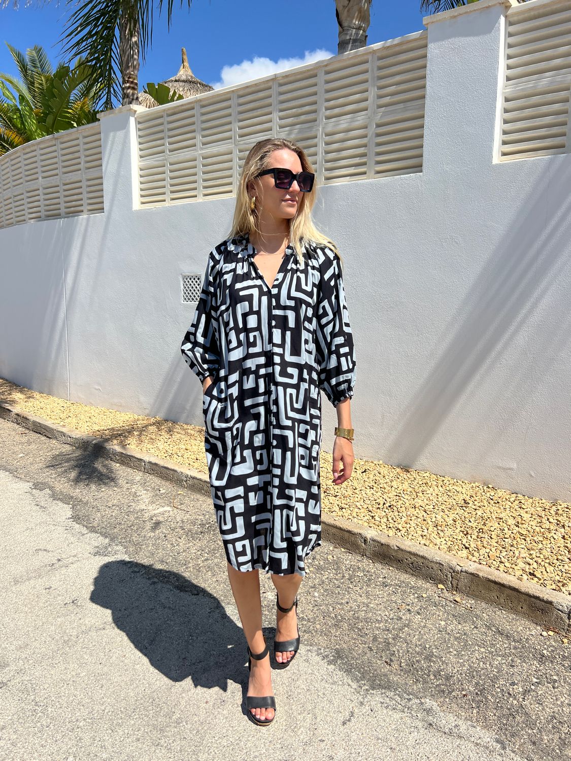 Lola Dress 0131 barcode black BS5-104