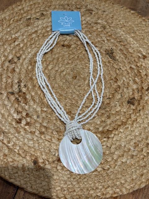 Gili Necklace 0010 white BS6-BB14