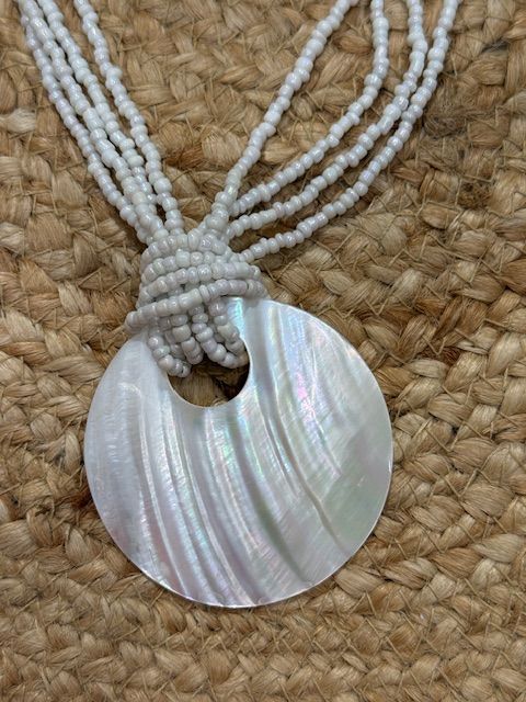 Gili Necklace 0010 white BS6-BB14