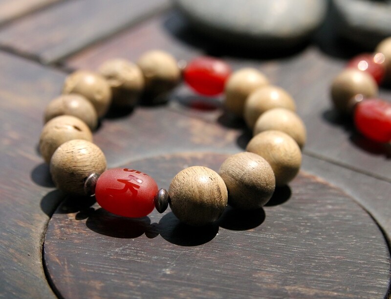 Sandalwood Bracelet E to F 12mm