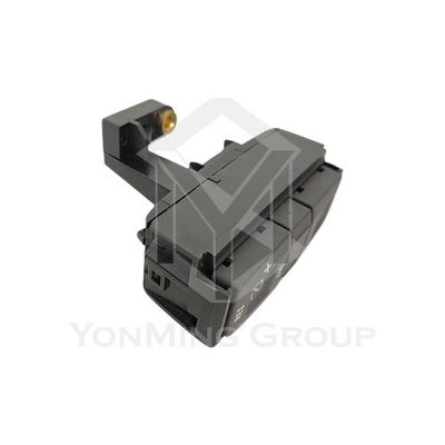 STEERING WHEEL BOTTOM SWITCH