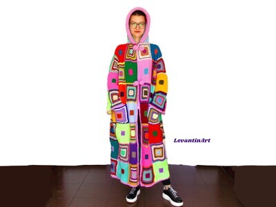 Happy Colors - Cardigan dama lung oversize cu gluga. Palton handmade multicolor. Pardesiu femei cu buzunare. Marime universala M/L/XL