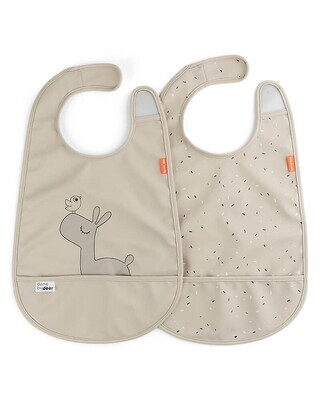 Done By Deer Set da 2 Bavaglini Impermeabili con Tasca Deer Friends Sabbia