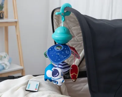 Kiokids Giostrina Musicale Lo Spazio Passeggino Con Telecomando