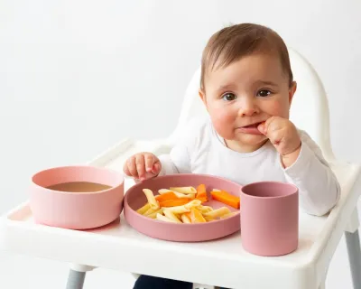 Kiokids Set Piatti in Silicone rosa da 3 pz