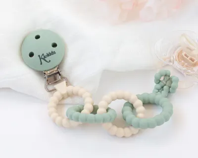 Kiokids Catenella Porta Succhietto in Silicone Salvia