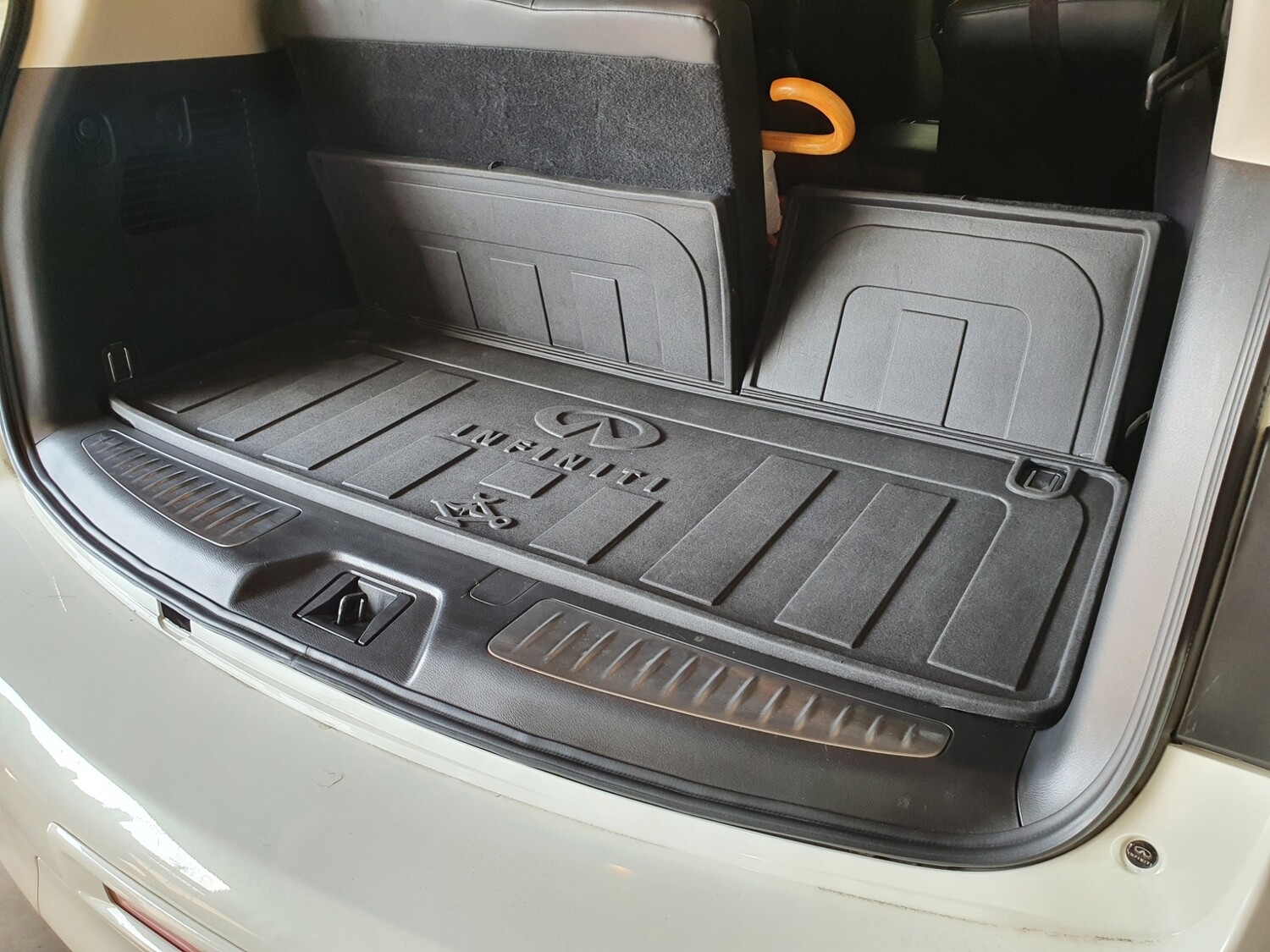 Коврик багажника полиуретан Infiniti QX56 QX80