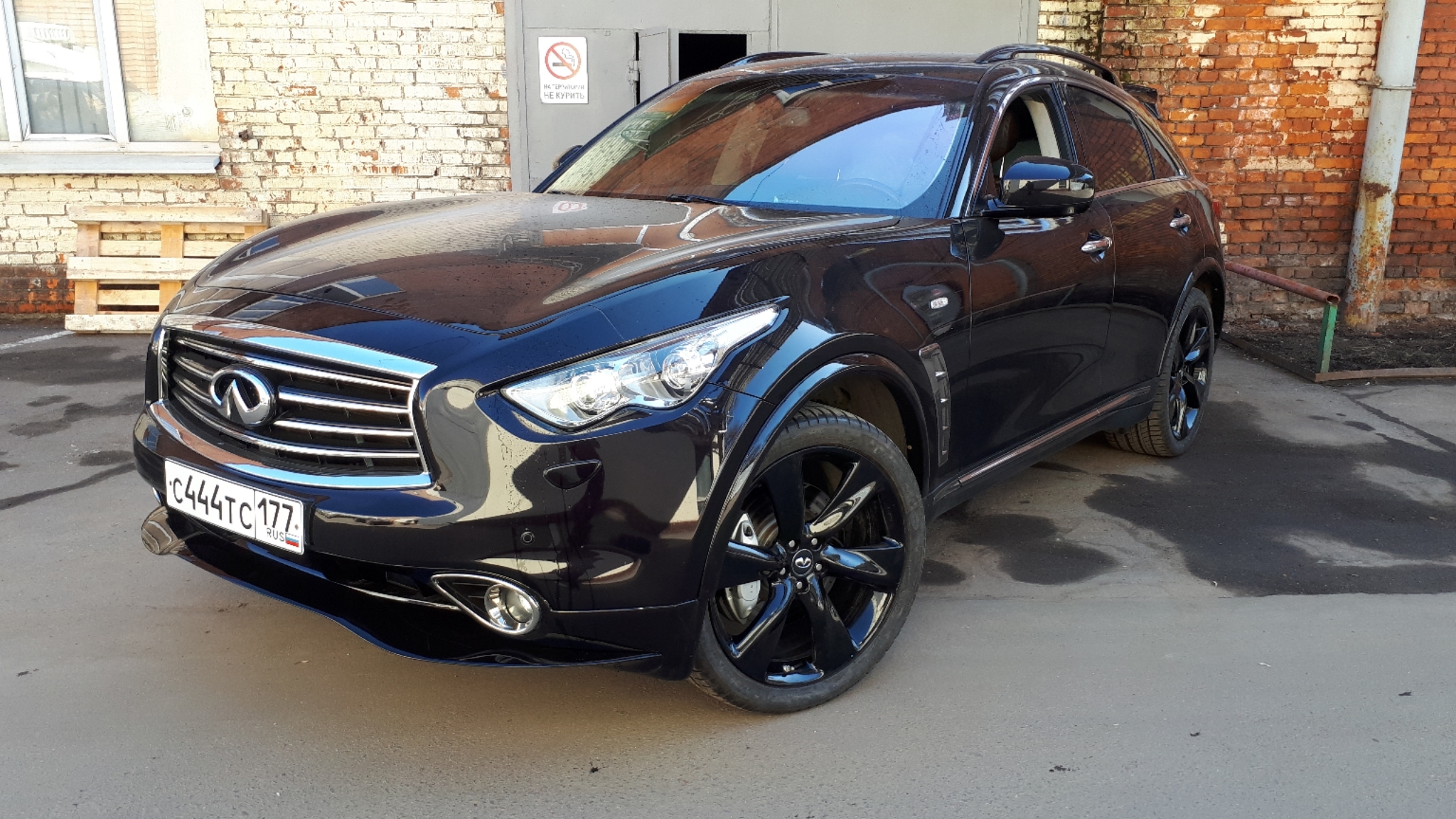 Infiniti qx70 2010