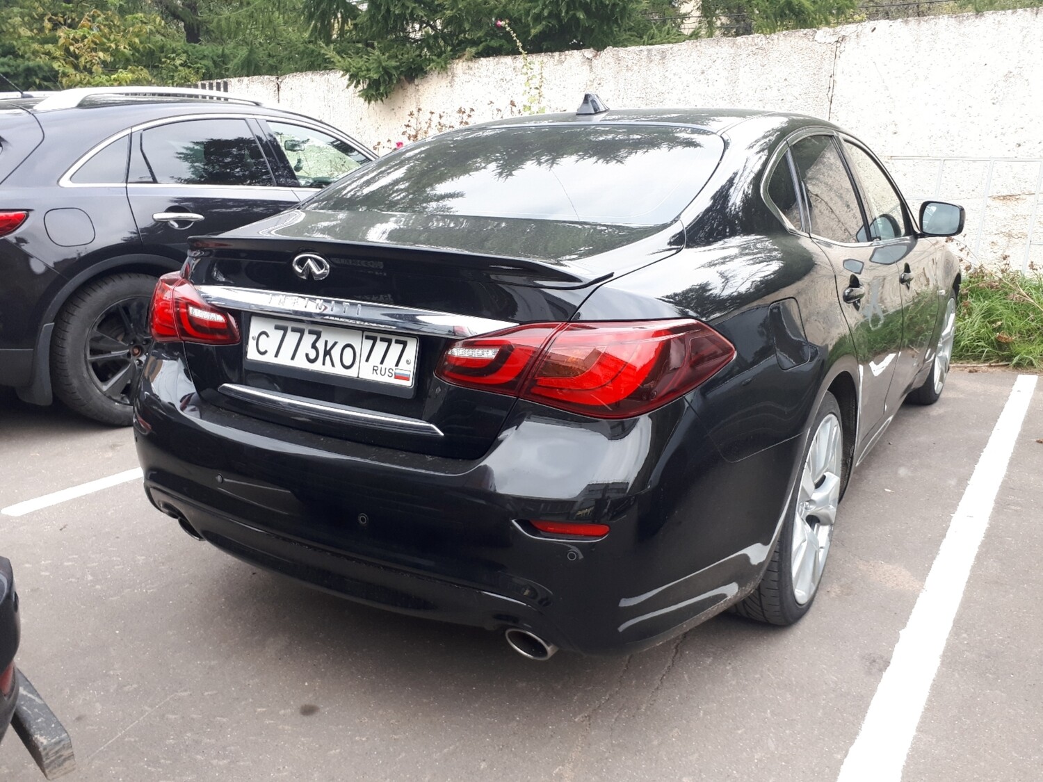 Спойлер на багажник Infiniti Q70 рестайлинг