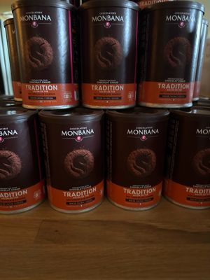 Chocolat Monbana, boîte de 250 g Chocolat Monbana, boîte de 250 g