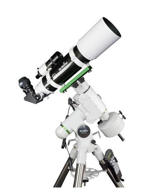Lunette Sky-Watcher 80ED Black Diamond sur HEQ5 Pro Go-To