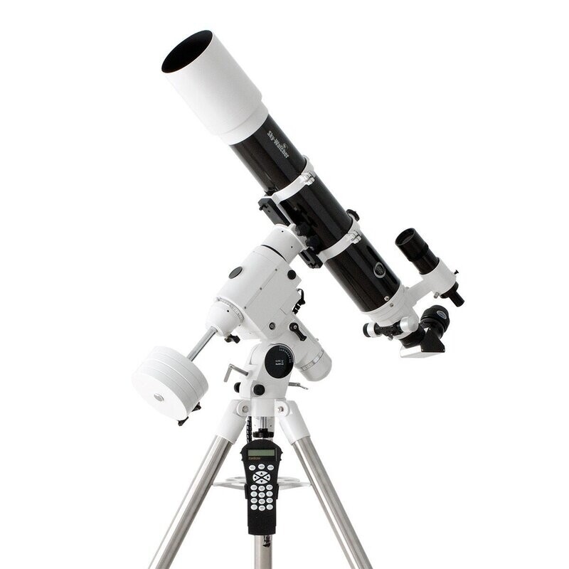 Lunette Sky-Watcher 120ED Black Diamond sur HEQ5 Pro Go-To