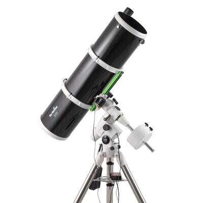 Télescope Sky-Watcher 200/1000 Black Diamond sur NEQ5 Pro Go-To