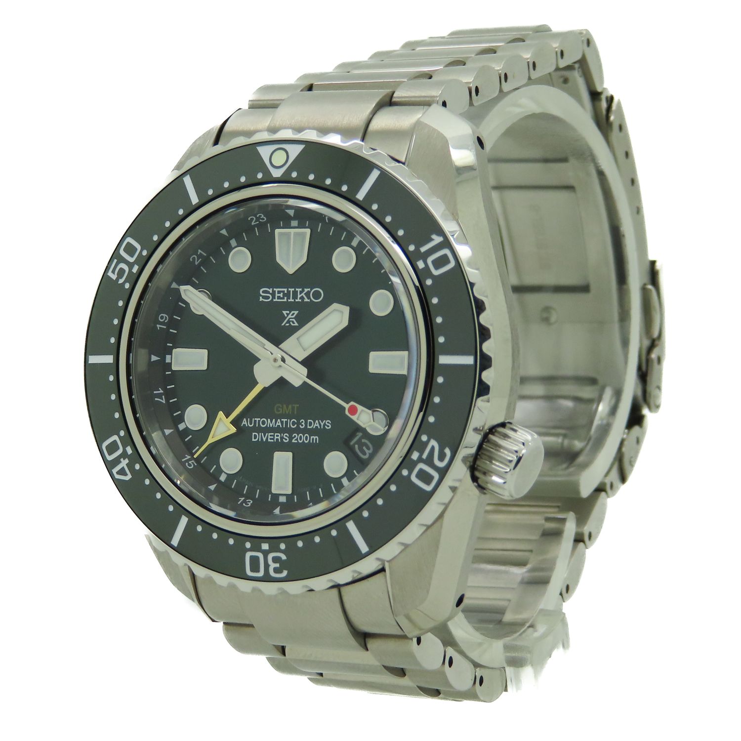 Seiko Marinemaster 200 GMT Green
