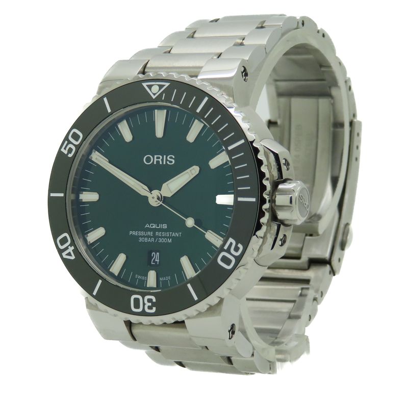 Oris Aquis Date Green