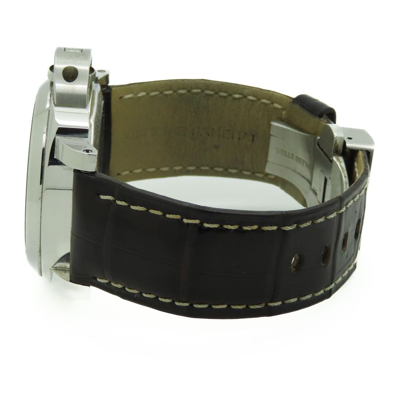 Panerai Luminor Base
