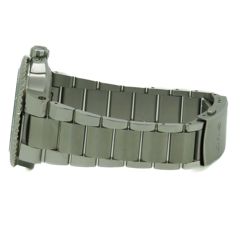 Oris Aquis Date Green Cal. 400 41,5