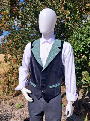Waistcoat Black Velvet green