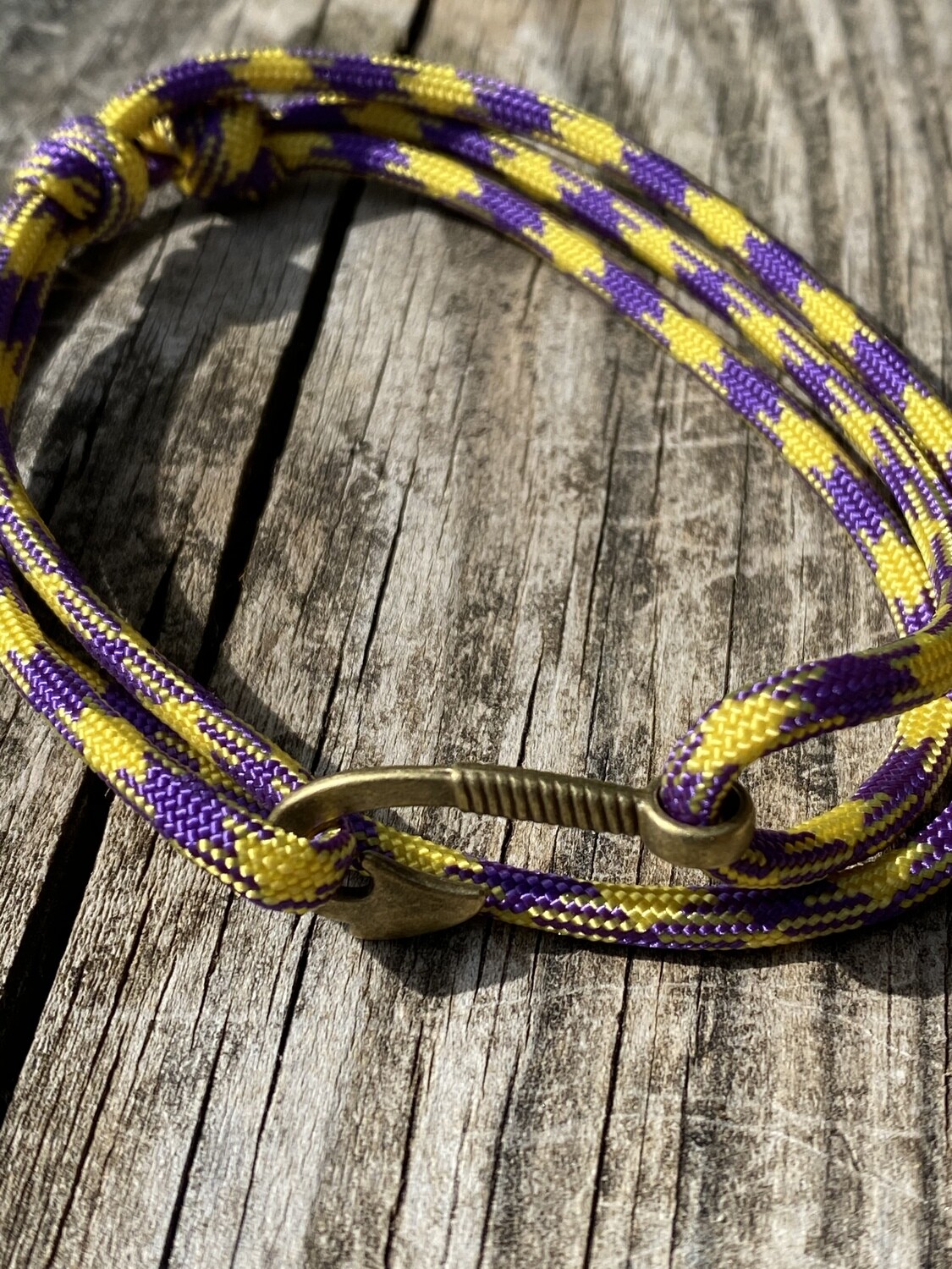 Paracord hook deals