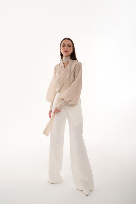 White pants with separated skirt (2 pieces)